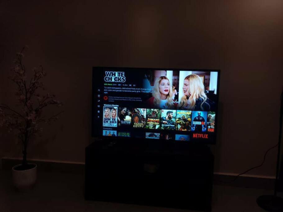 Kb1207-cyberjaya-netflix-wifi- Parking-pool, 1009 Apartment