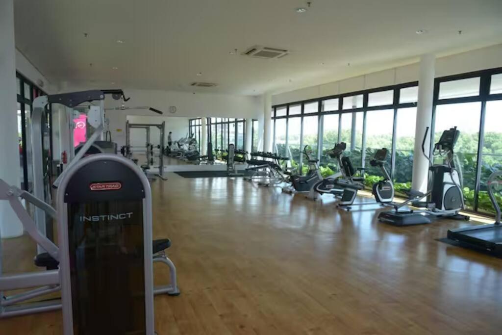 Apartment Kb1207-cyberjaya-netflix-wifi- Parking-pool, 1009