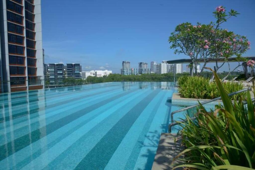 Apartment Kb1207-cyberjaya-netflix-wifi- Parking-pool, 1009