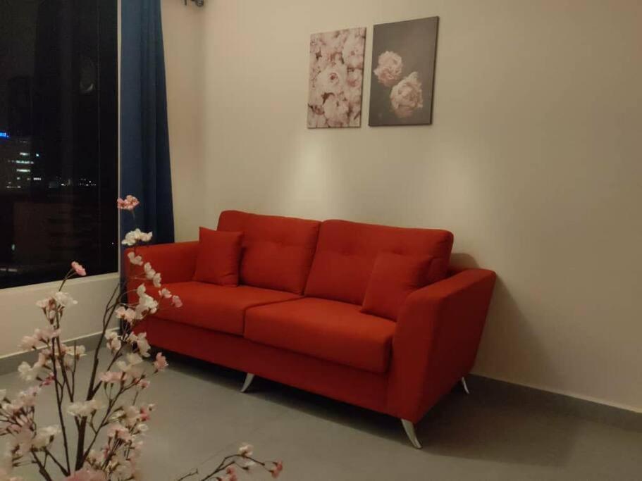 Kb1207-cyberjaya-netflix-wifi- Parking-pool, 1009 * Cyberjaya